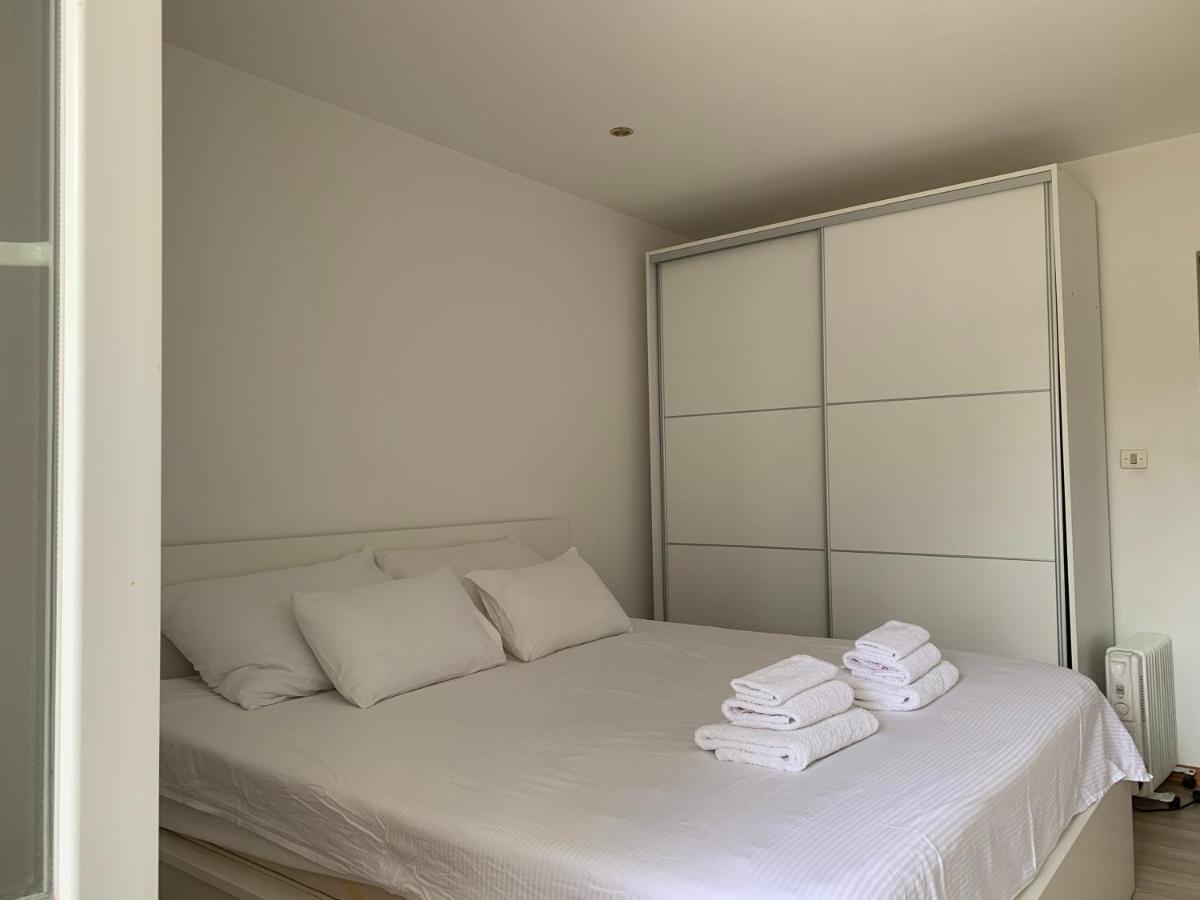 Apartamento Stonehouse Vis Exterior foto